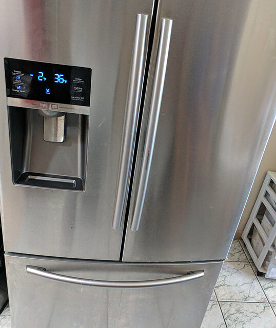 Refrigerator