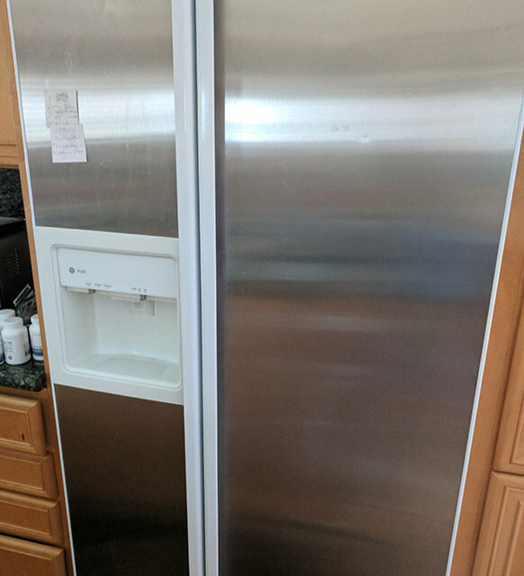 Refrigerator